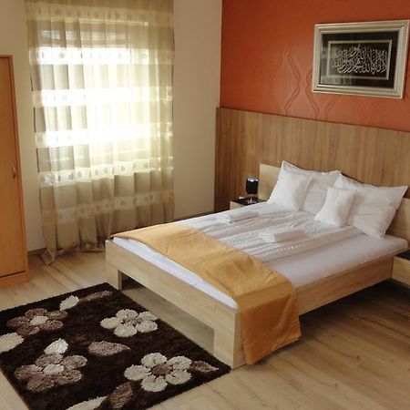 Hotel Centrum Szeged Luaran gambar