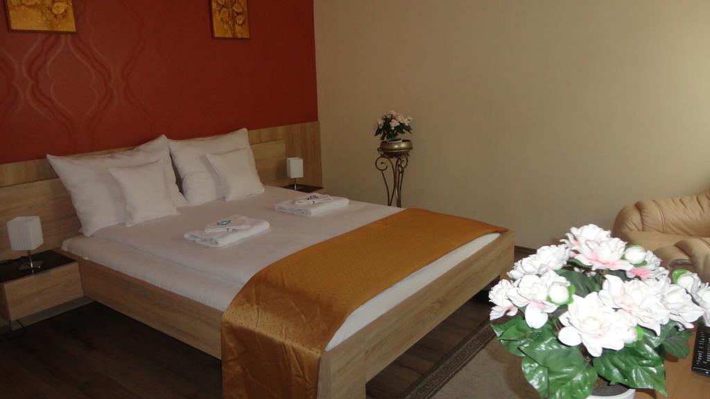 Hotel Centrum Szeged Luaran gambar