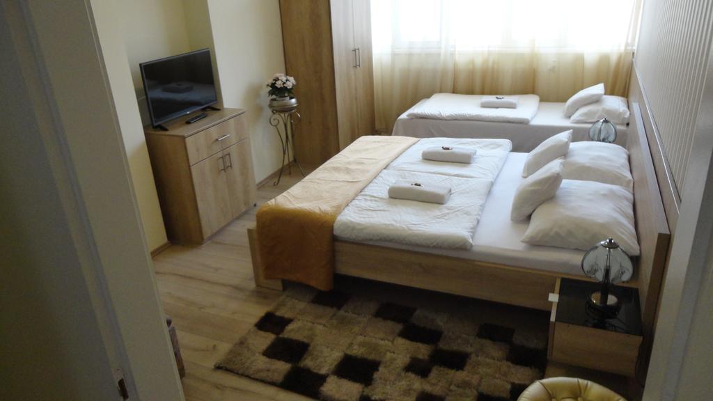 Hotel Centrum Szeged Luaran gambar