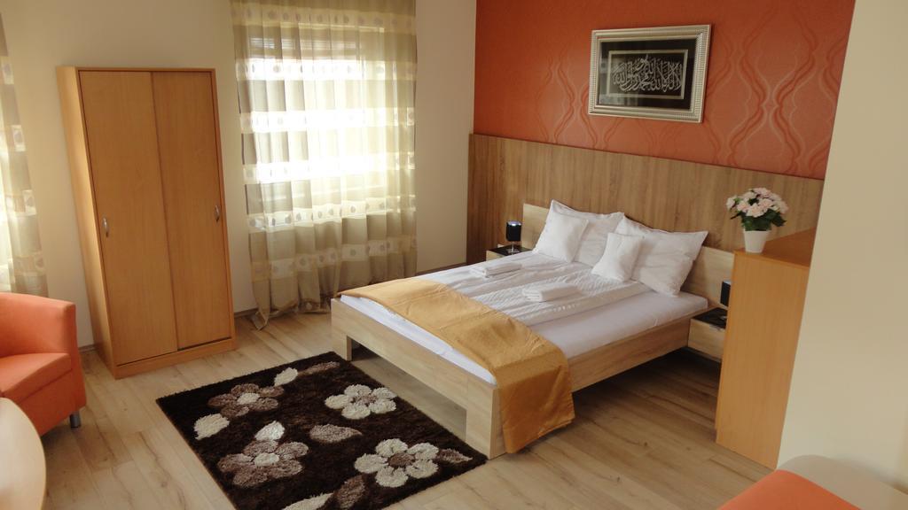 Hotel Centrum Szeged Luaran gambar